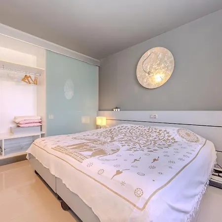 Atalaya 2 Sea View - Puerto Del Carmen Апартаменты Тиас